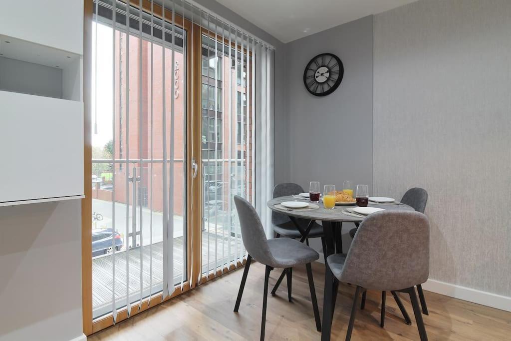Stylish Modern Home In Sheffield Eksteriør bilde